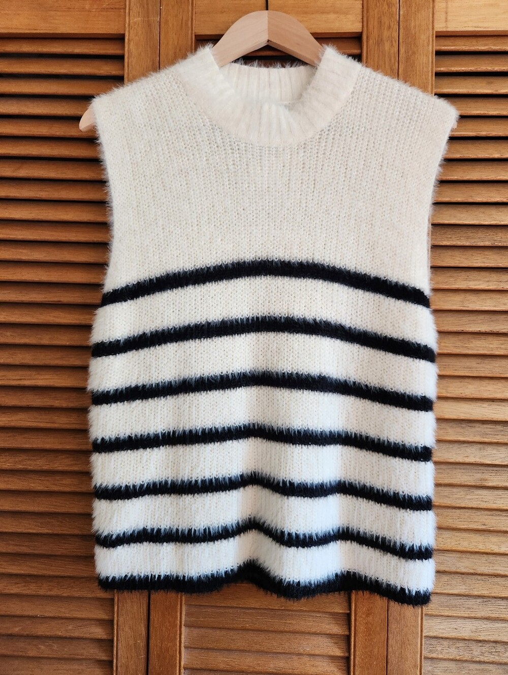 Old Navy Fluffy Knit Vest